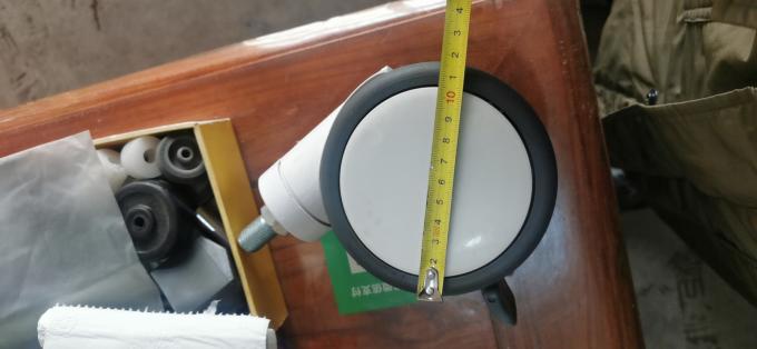 Νοσοκομείο διπλοί τροχίσκοι άσπρο ιατρικό Adjustmentl υπόλοιπου κόσμου πέντε ιντσών 0
