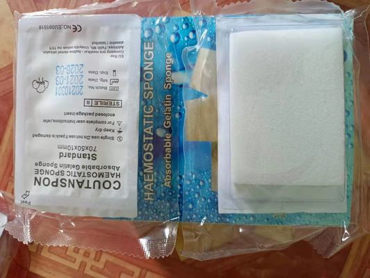 Ιατρικό μίας χρήσης απορροφήσιμο αιμοστατικό σφουγγάρι 70x50x10mm ζελατίνης